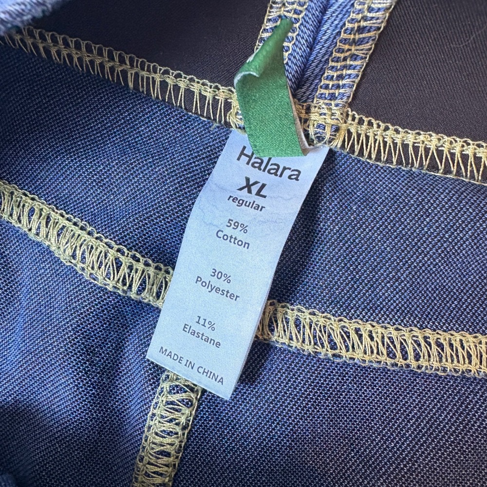 Halara Jeans Women XL (Fits 34x30) Wide Leg Faded Blue Stretch Whiskered - Picture 3 of 9